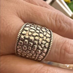 Elegant Silver Textured Ring